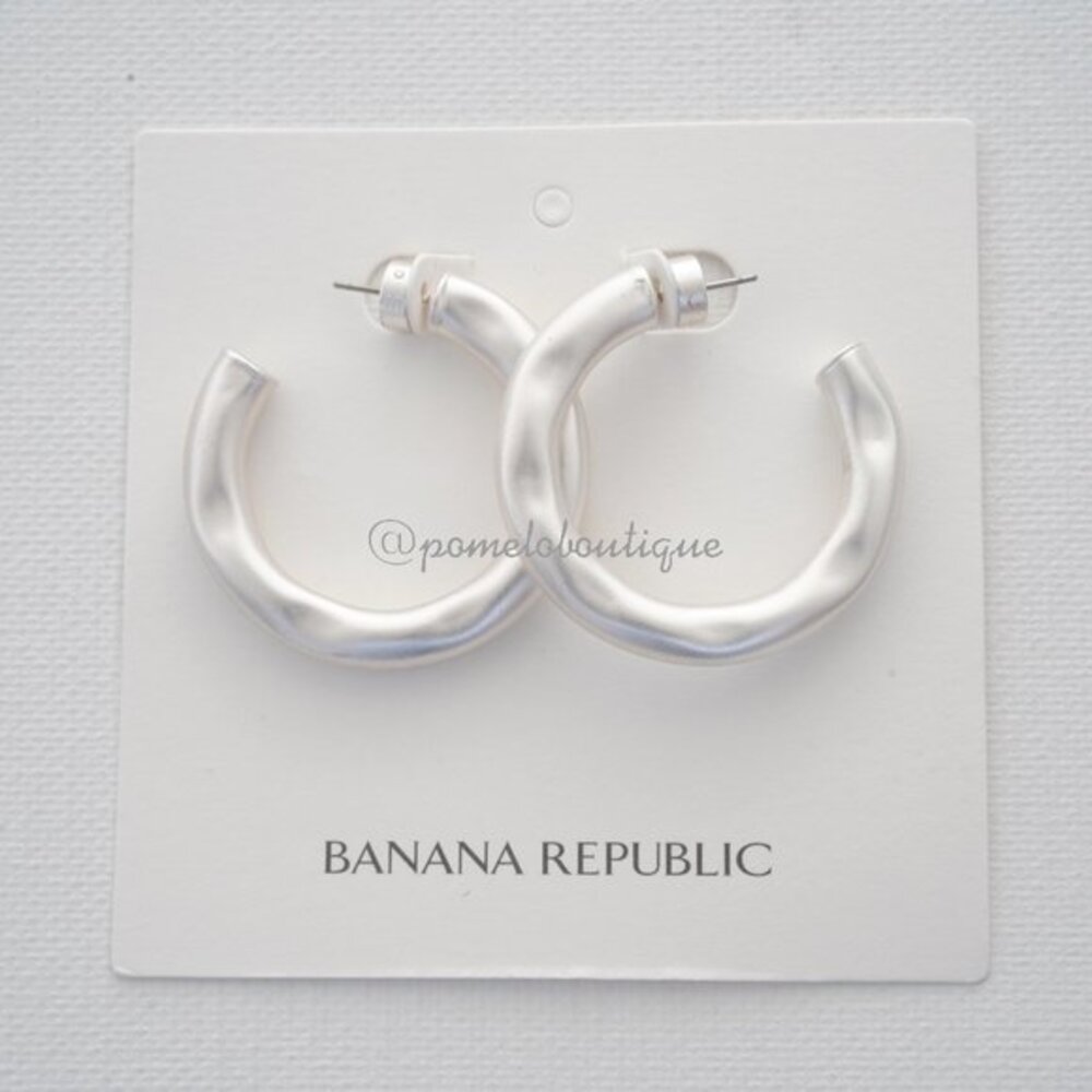 Banana Republic Hammered Hoop Earrings
